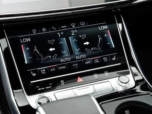 Certified 2025 Audi Q7 3.0T Prestige w/ Prestige Package AWD/4WD image 18