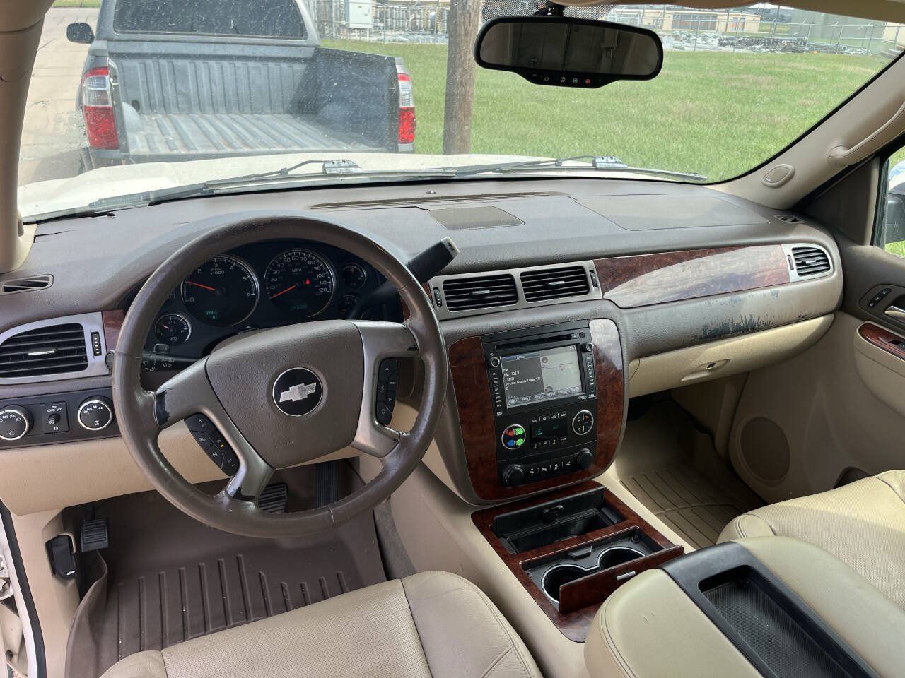 Used 2013 Chevrolet Suburban LTZ AWD/4WD image 15