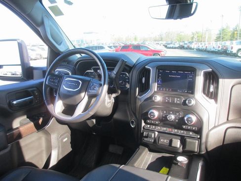 Certified 2023 GMC Sierra 2500 Denali w/ Denali Ultimate Package image 23