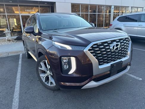 Used 2021 Hyundai Palisade Limited image 1