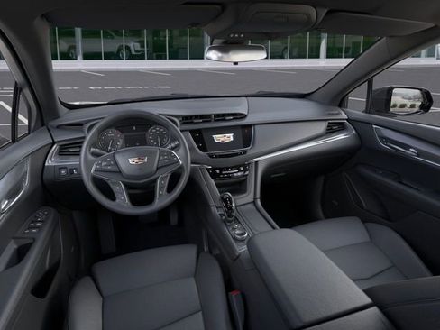 New 2026 Cadillac XT5 Luxury image 15