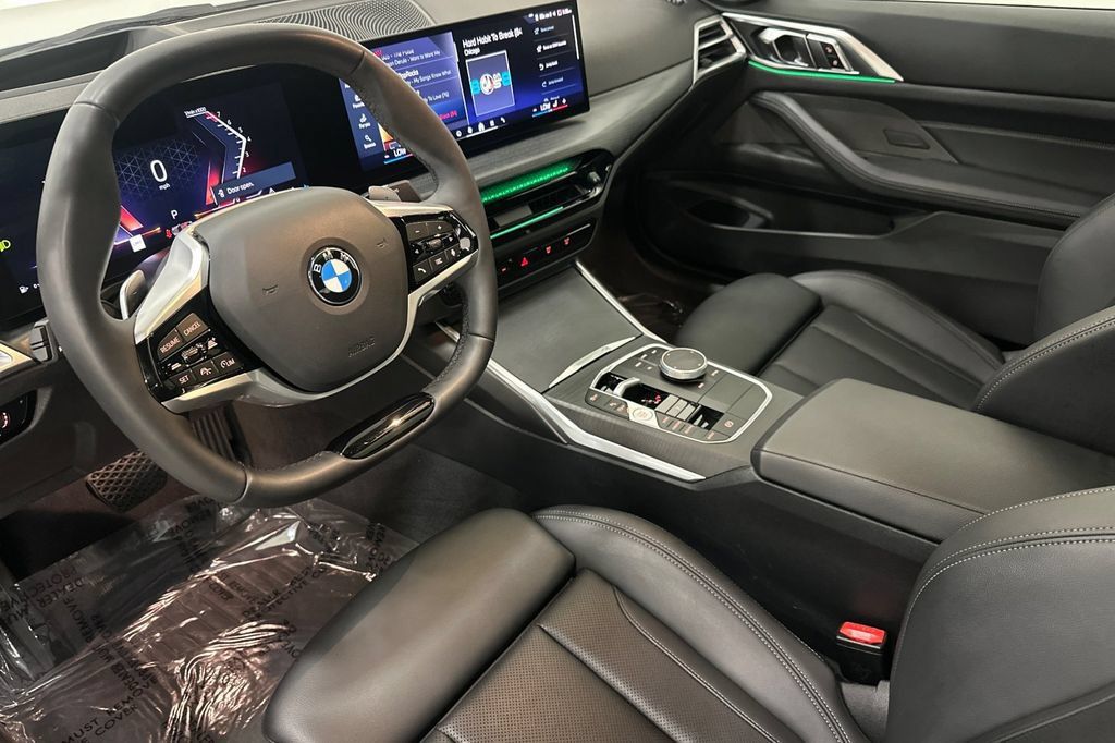 Used 2025 BMW 430i xDrive Coupe w/ Premium Package AWD/4WD image 10