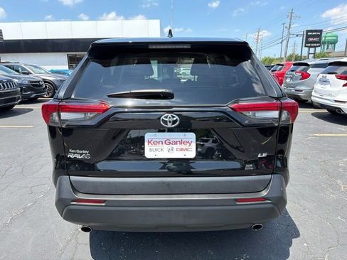 Used 2024 Toyota RAV4 LE FWD image 5