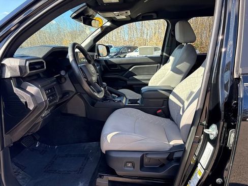 Certified 2024 Toyota Tacoma SR5 image 39