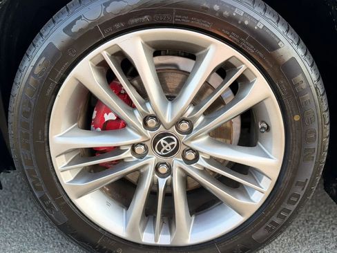 Used 2015 Toyota Camry SE image 7
