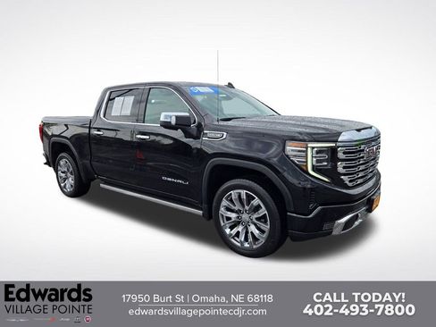 Used 2025 GMC Sierra 1500 Denali w/ Denali Reserve Package AWD/4WD image 1