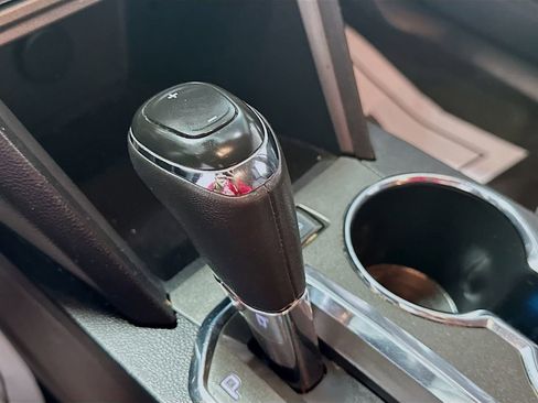 Used 2016 Chevrolet Equinox LT w/ Convenience Package image 15