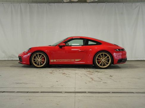 Used 2020 Porsche 911 Carrera S image 2