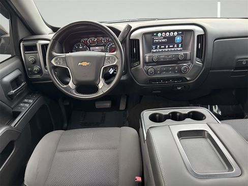 Used 2018 Chevrolet Silverado 1500 LT image 10