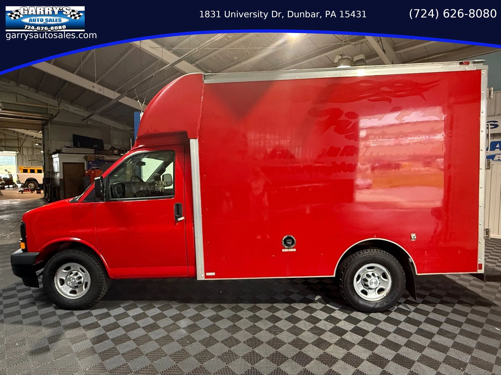Used 2017 Chevrolet Express 3500 RWD image 8