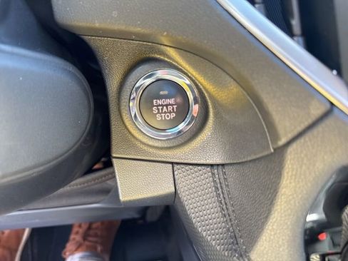 Used 2022 Subaru Forester Premium image 25