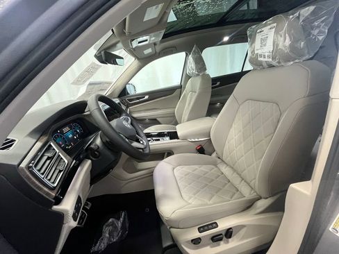 New 2026 Volkswagen Atlas SEL Premium R-Line image 10