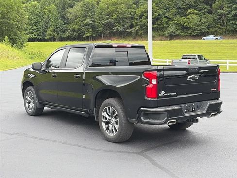 Used 2025 Chevrolet Silverado 1500 RST AWD/4WD image 3