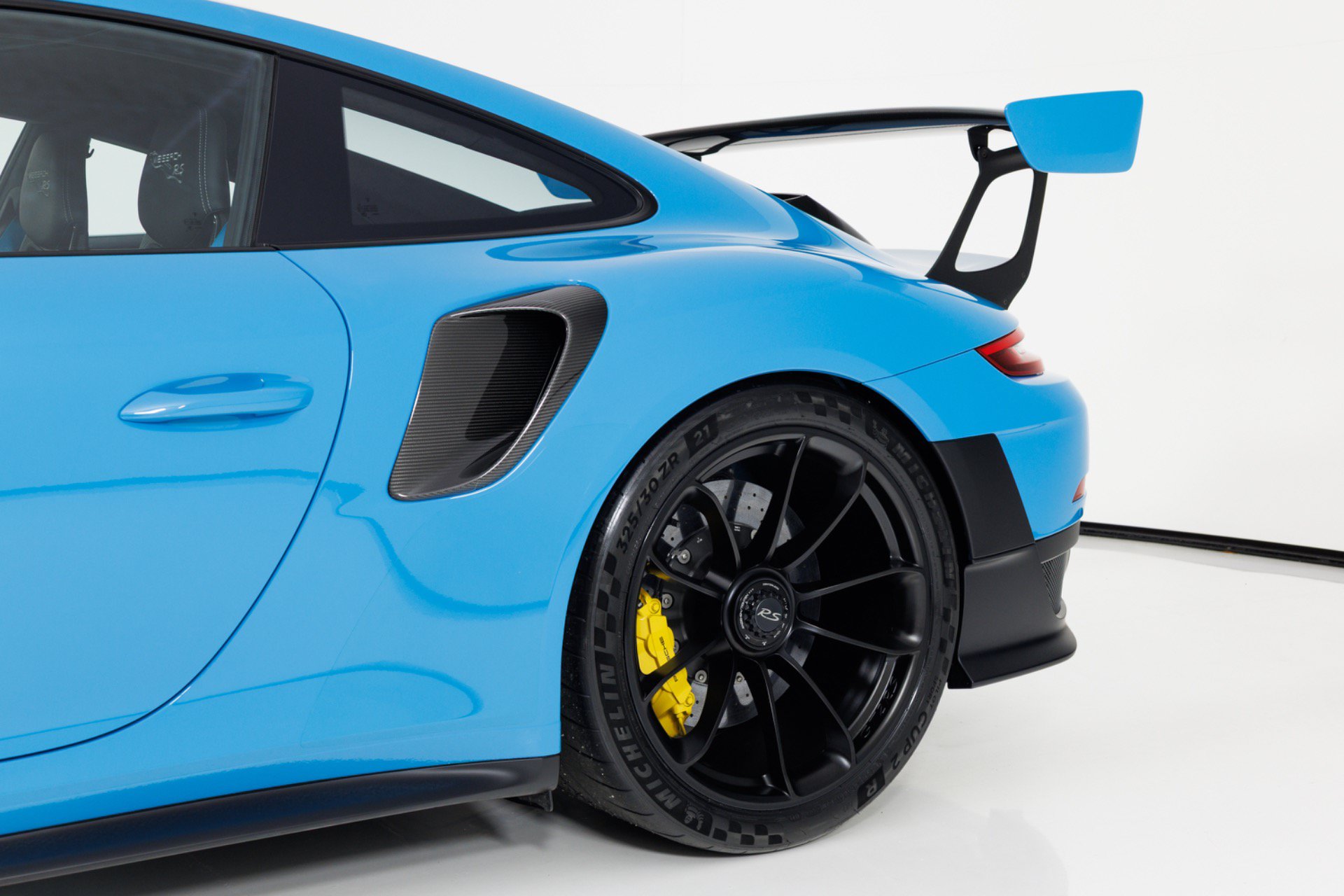 Used 2019 Porsche 911 GT2 RS RWD image 70