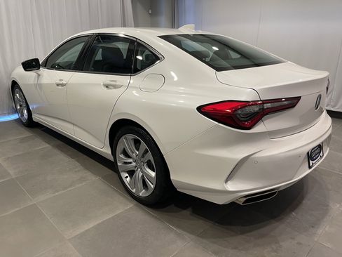 Used 2023 Acura TLX w/ Technology Package image 5