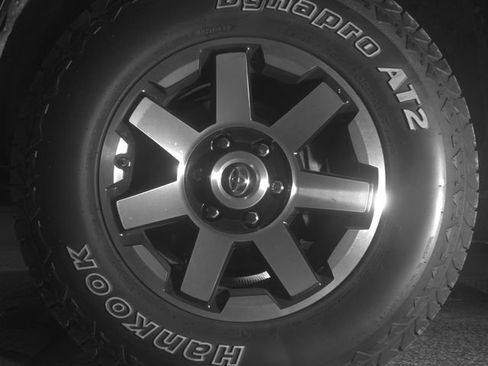 Used 2020 Toyota 4Runner TRD Off-Road AWD/4WD image 10