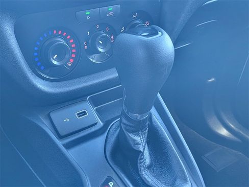 Used 2022 RAM ProMaster City Wagon image 25