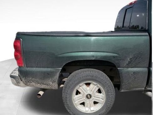 Used 2006 Chevrolet Silverado 1500 LT w/ Onstar Plus Package image 20