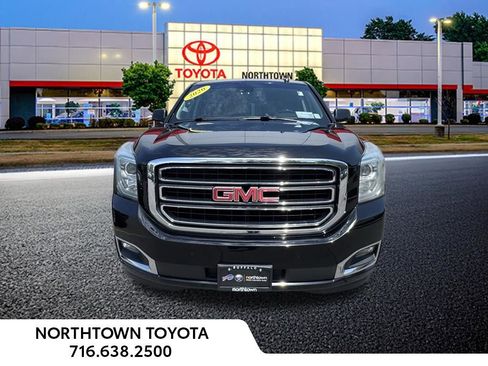 Used 2020 GMC Yukon SLT AWD/4WD image 3