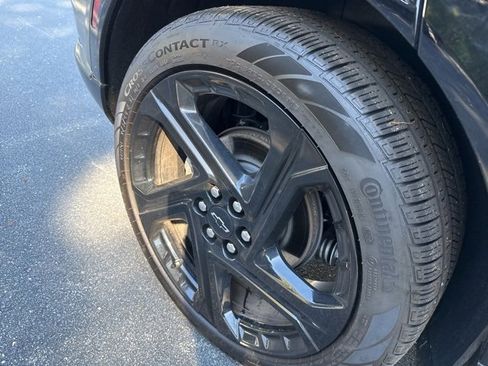 Used 2024 Chevrolet Equinox EV RS image 32