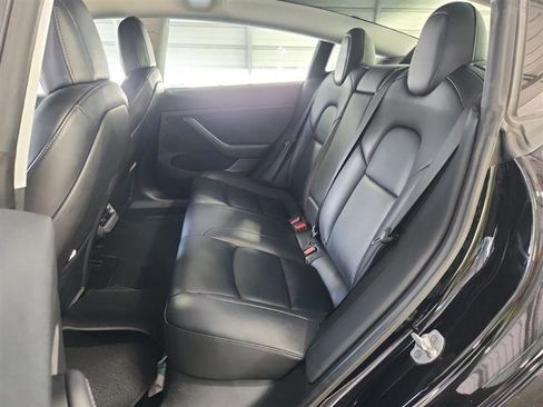 Used 2023 Tesla Model 3 Performance image 8