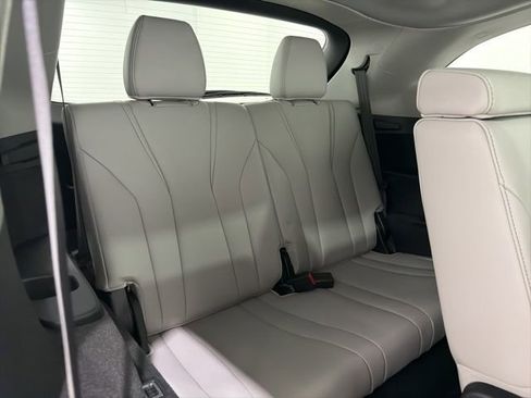 Certified 2023 Acura MDX SH-AWD w/ Technology Package image 26