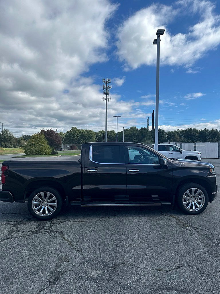 Used 2019 Chevrolet Silverado 1500 High Country w/ Safety Package II AWD/4WD image 8