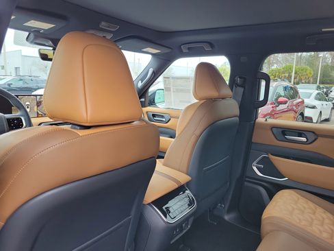 New 2026 Nissan Armada Platinum Reserve image 13