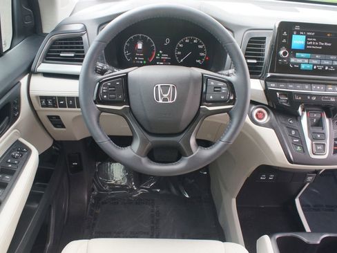 Used 2026 Honda Odyssey EX-L image 5