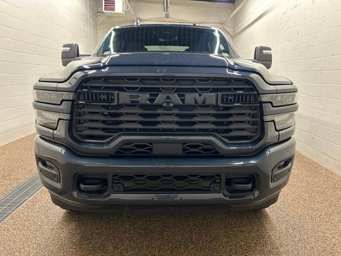 Used 2025 RAM 2500 Big Horn AWD/4WD image 6