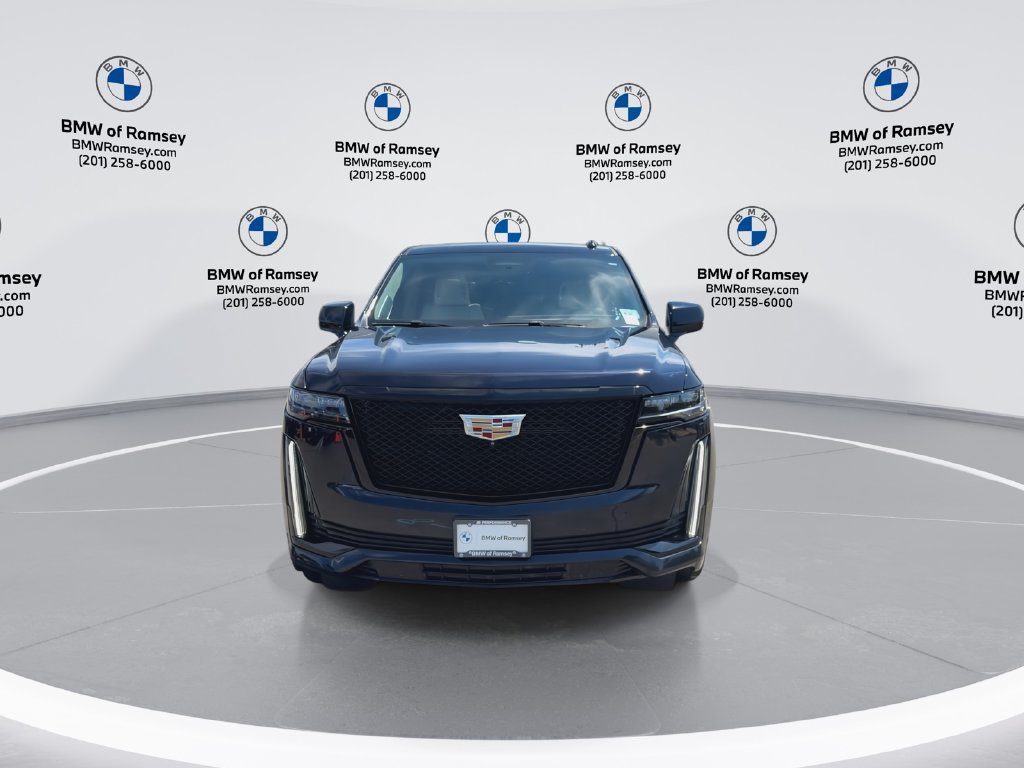 Used 2023 Cadillac Escalade Sport Platinum AWD/4WD image 3