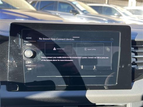 Used 2025 Volkswagen Jetta Sport image 28