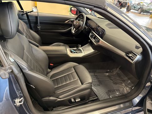 Used 2022 BMW 430i xDrive Convertible w/ Premium Package image 21