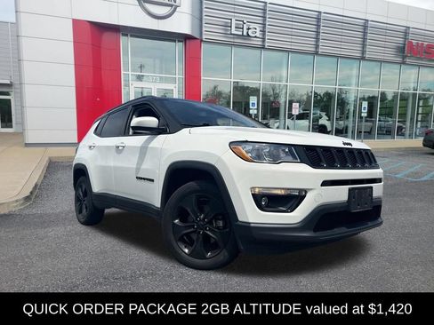 Used 2021 Jeep Compass Latitude AWD/4WD image 2