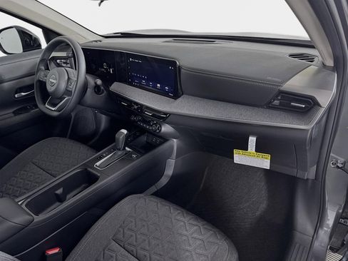 New 2026 Nissan Kicks SV w/ Cold Weather Package image 27