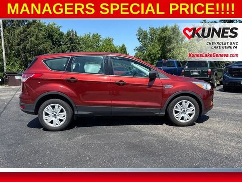 Used 2014 Ford Escape S FWD image 3