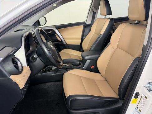 Used 2017 Toyota RAV4 Limited w/ Advanced Technology Package AWD/4WD image 11