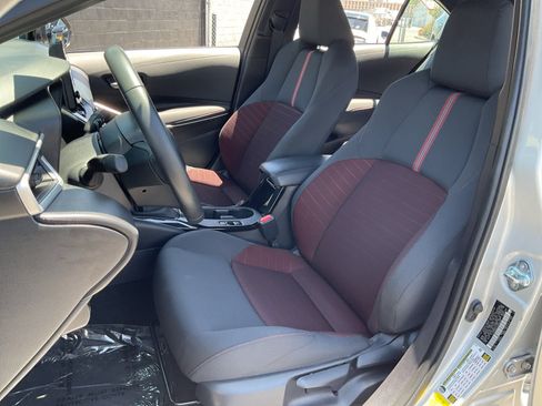 Used 2025 Toyota Corolla SE FWD image 17