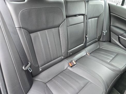 Used 2017 Buick Regal Sport Touring image 21