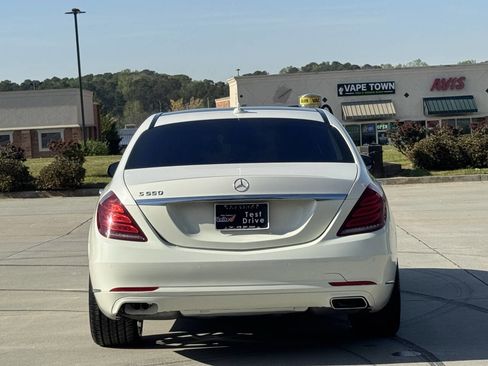 Used 2015 Mercedes-Benz S 550 Sedan image 21