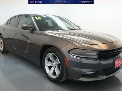 Used 2016 Dodge Charger SXT