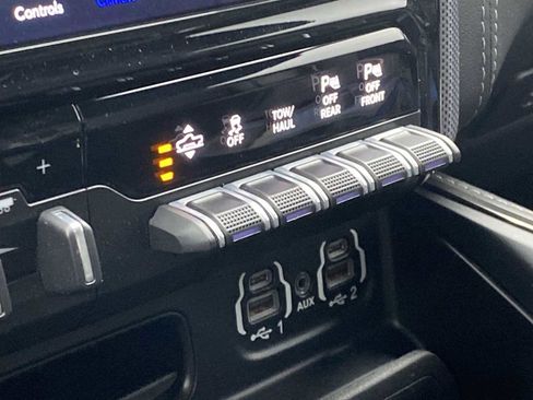 Certified 2020 RAM 1500 Limited image 28