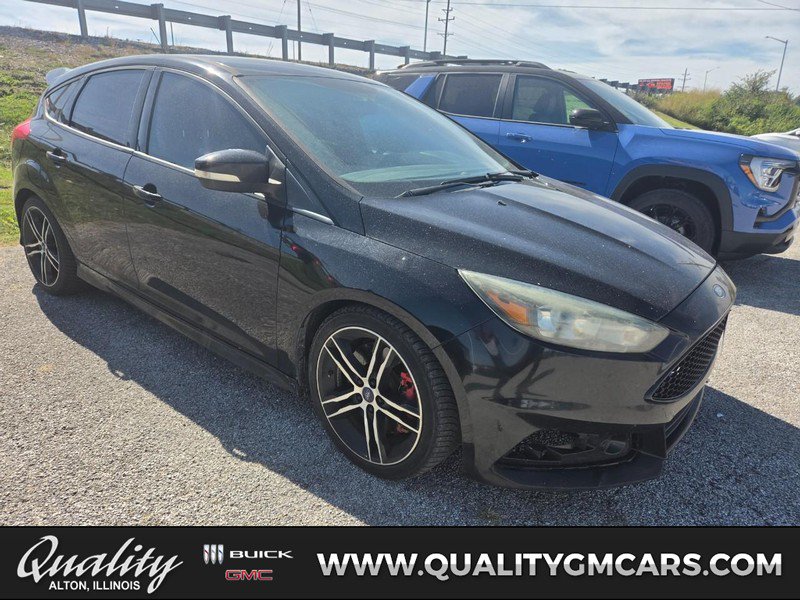 Used 2017 Ford Focus ST FWD image 1