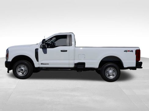 New 2026 Ford F250 XL w/ F-250 >10K GVWR Package AWD/4WD image 2