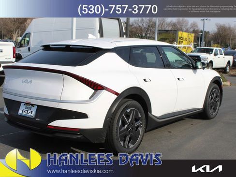 New 2025 Kia EV6 Light w/ Light LR Technology Package image 7