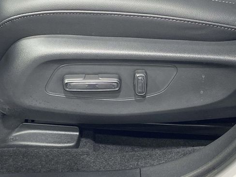 New 2026 Honda HR-V EX-L image 16