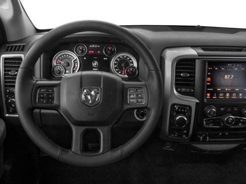 Used 2017 RAM 1500 Big Horn AWD/4WD image 6