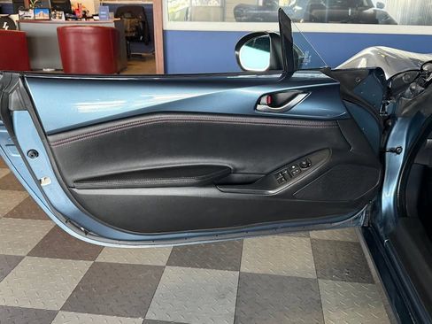 Used 2016 MAZDA MX-5 Miata Grand Touring RWD image 29