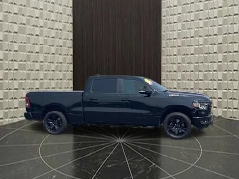 Used 2022 RAM 1500 Big Horn AWD/4WD image 3