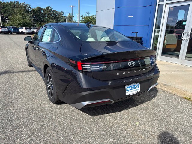 New 2026 Hyundai Sonata Blue FWD image 4